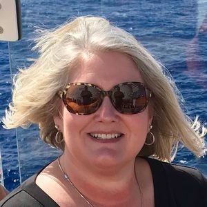 Meet your Posher, Sandra